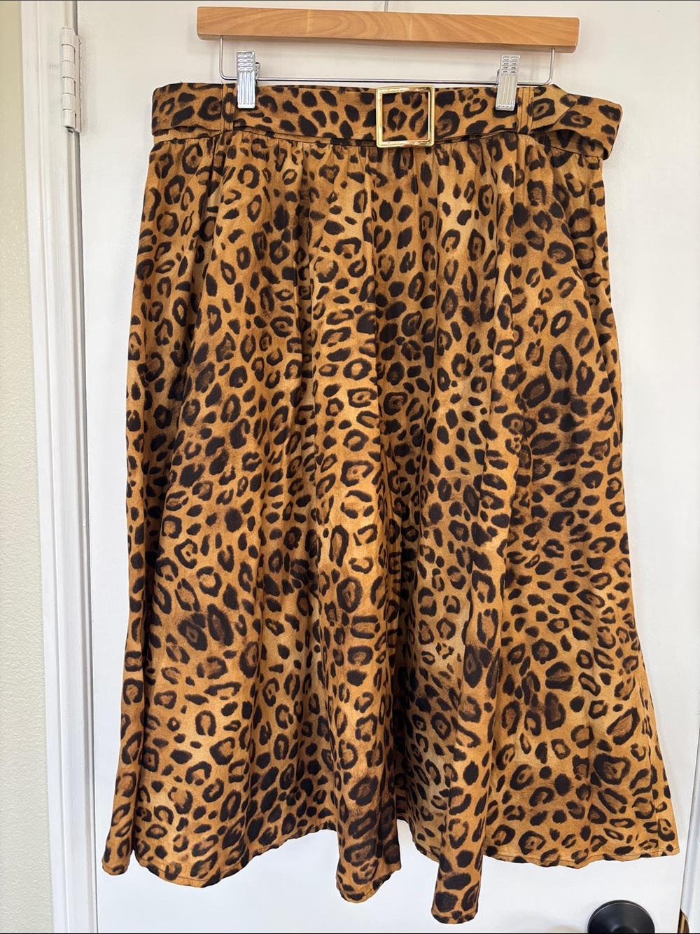 Jones New York Tan and Black Leopard A-Line Skirt with Belt